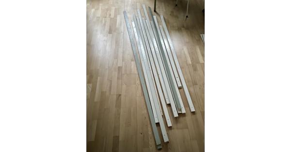 Houten balkjes - diverse lengtes - GRATIS af te halen
