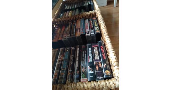 Diverse VHS Films, twee manden vol