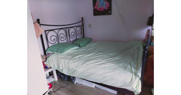 Bed twee persoons