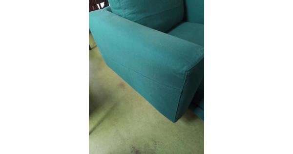 chaise longue  met nieuwe groene bekleding 