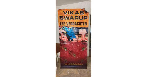 Poster van een boek: 'Zes verdachten'