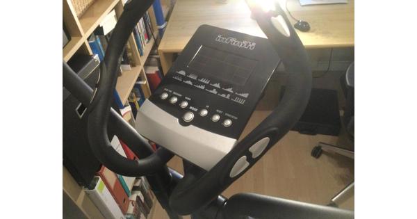 Infiniti Elliptical Cross Trainer