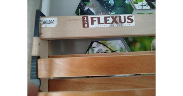 2x lattenbodem 80x200cm