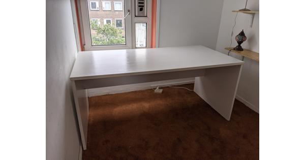 Bureau wit - voor 28 juni afhalen!