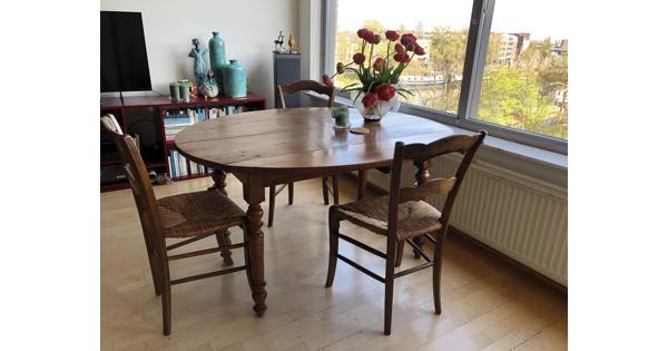 Antieke Franse hangoortafel uit de Provence