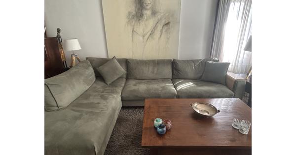 Olijfgroene loungebank voor binnen