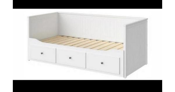 Hemnes bed en laden kast