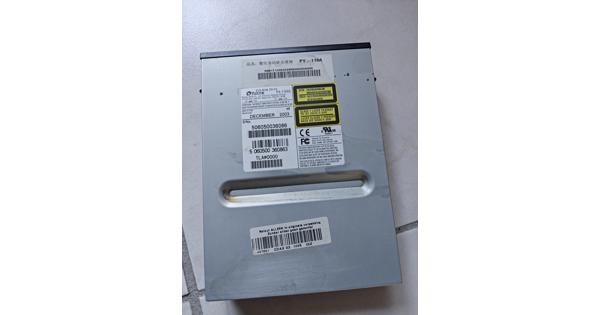 Plextor PX-116A2 16x48x IDE 40-Pin Optical ATA DVD ROM Drive