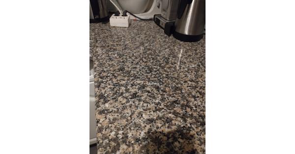 Aanrechtblad van graniet - roze/zwart