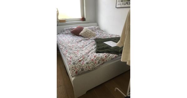 Ikea Askvoll bed frame 160cm 