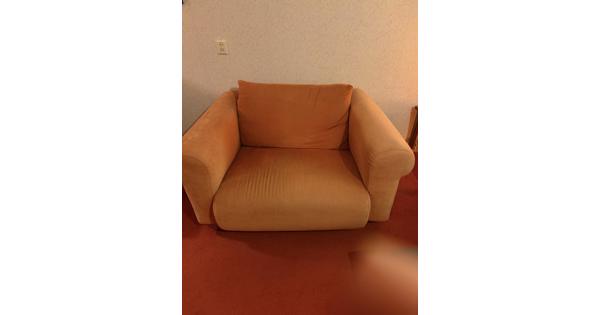 Oranje Loveseat