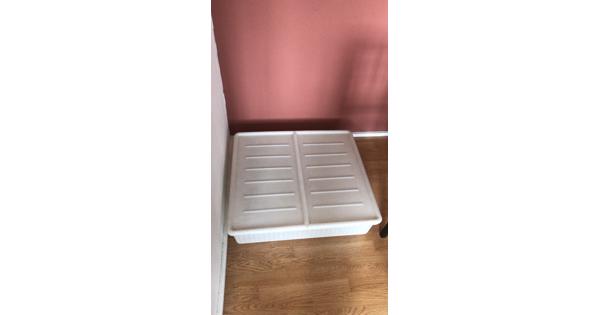 Gratis fijne ikea bakken voor onder het bed