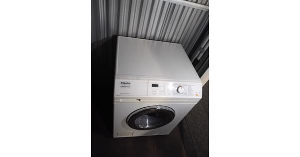 Wasmachine Miele 2de hands. (enig onderhoud vereist)
