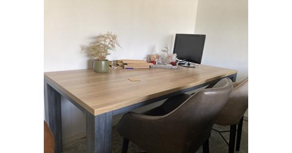 Eetkamertafel Finn - licht eikenkleur - 77x199x90 cm