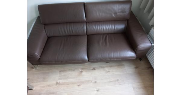 Bruine leren zware bank