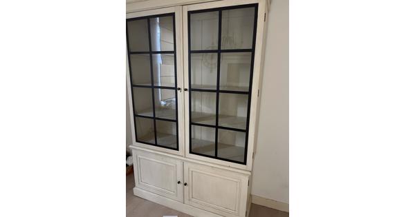 Vitrine kast 
