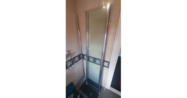 Glazen douchewand en deur