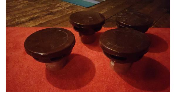 4 stenen schoorsteenkappen