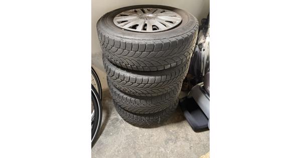 Autovelgen met winterbanden Set 4 stuks