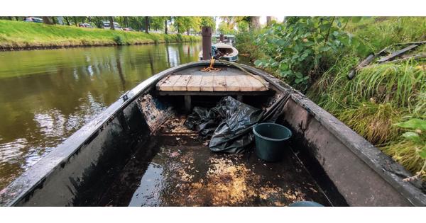 Oude polyesterbootje, niet lek, opknapper