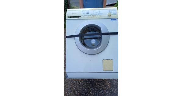 Wasmachine, werkt nog perfect, overcompleet