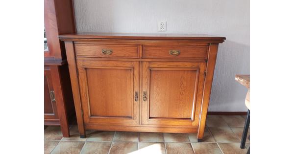 Houten dressoir