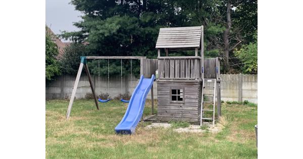 speeltoestel voor in de tuin