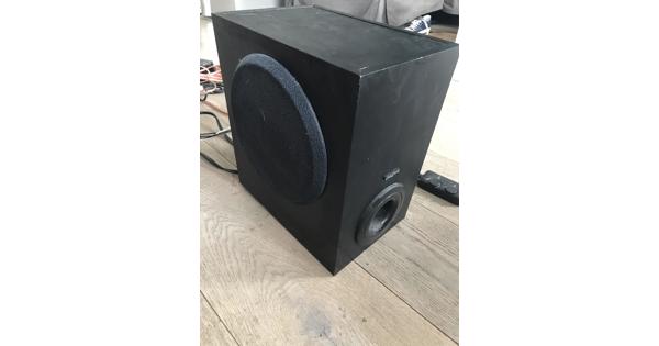 Whoofer + speakers