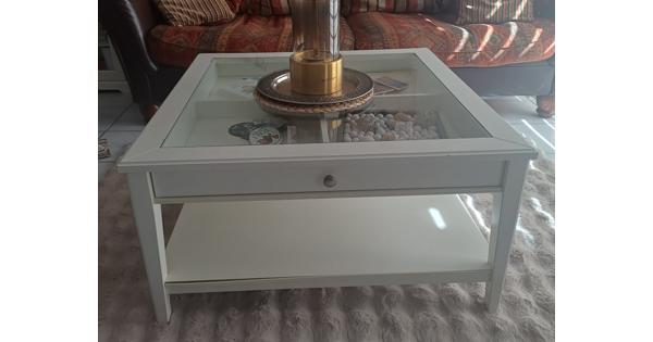 Salontafel wit met glasplaat