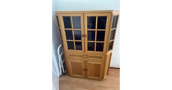 Houten vitrinekast