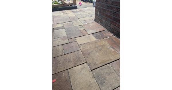 34m2 bestrating landelijk