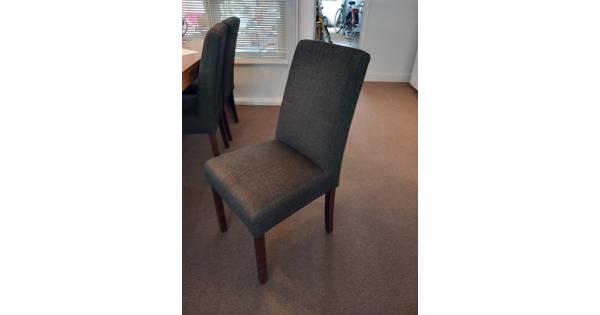 6 eettafel stoelen
