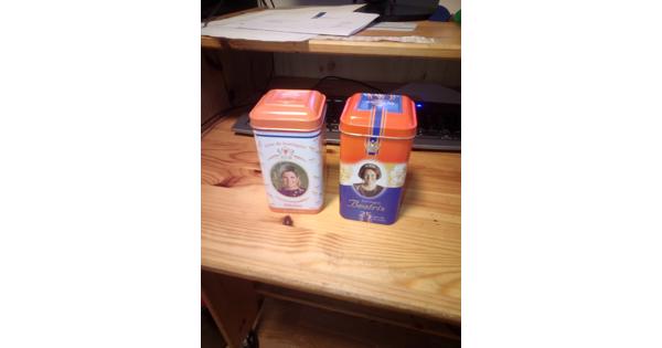 diverse blikjes, uit Frankrijk, Engeland en Nederland