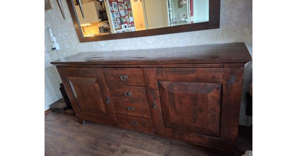 Dressoir met bijpassende spiegel