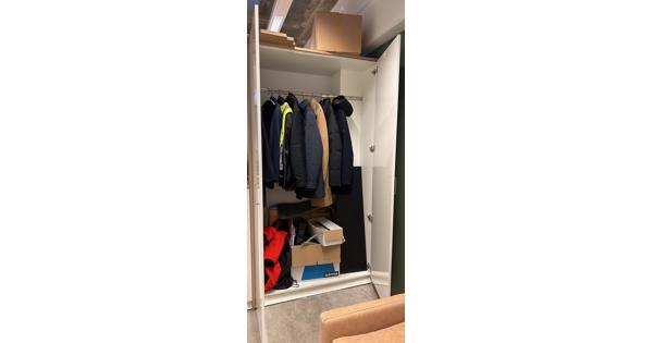 Wardrobe + cupboards