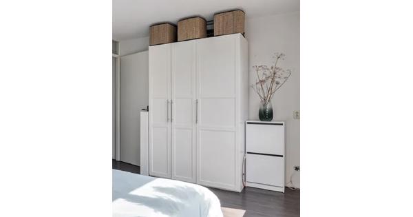 Ikea Pax kast, 150 cm, zelf in elkaar zetten.