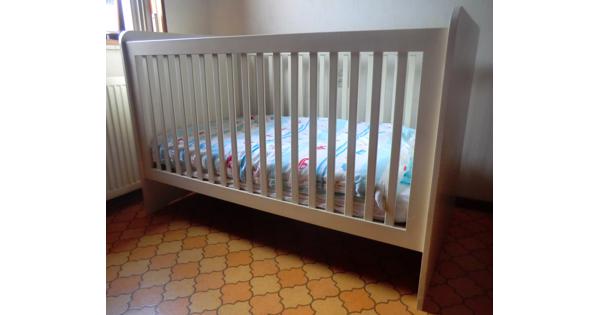 Kinderledikantje wit compleet