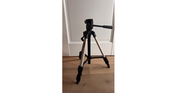 Velbon CX 444 tripod for photography or filmming