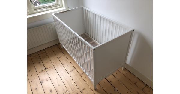 Wit ledikant IKEA 60x120cm, opknappen
