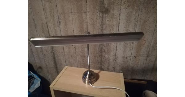 Ikea lamp met USB-aansluiting 