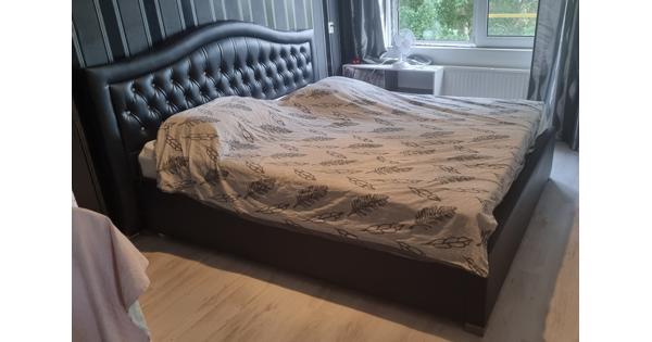 Bedframe 180x200 (lattenbodem kapot)