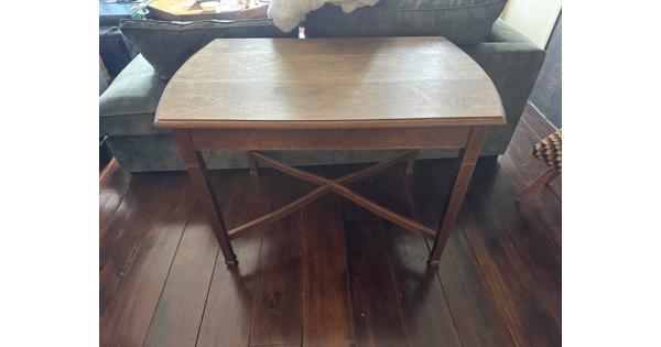 Stevige Eiken Tafel - 110x68x75 cm