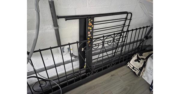 Zwart bedragen 90x200