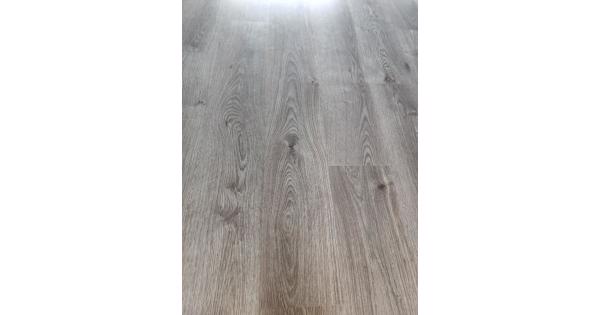 Laminaat +/- 70m2