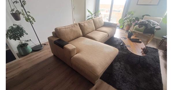 Hoekbank gratis op te halen in Utrecht (Lombok)