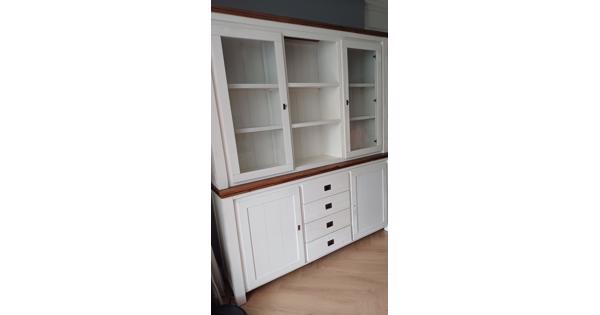 Mooie houten kast!