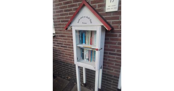 Minibibliotheek met inhoud