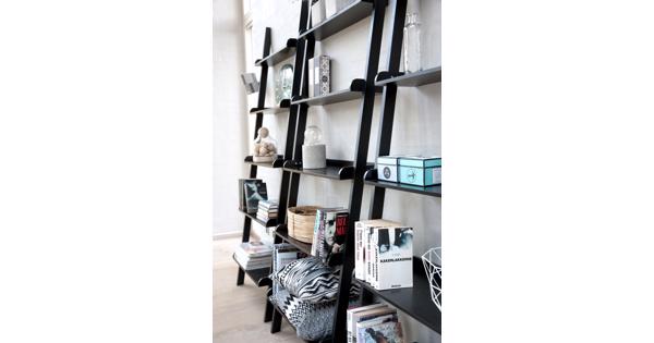 Wall leunkast