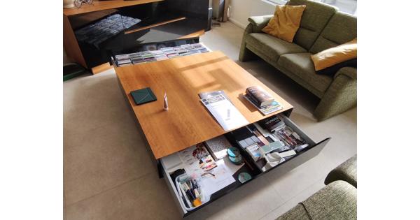 TV kast en bijhorende salontafel