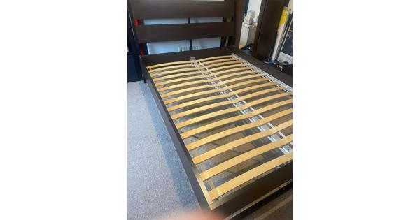 Ikea bedframe goede staat